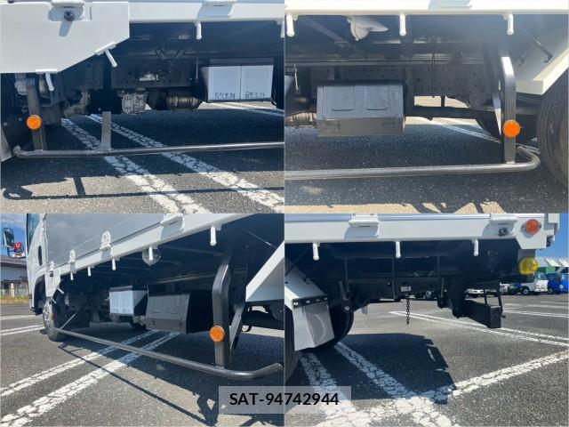 Isuzu ELF TRUCK 2017-10 8876947-14