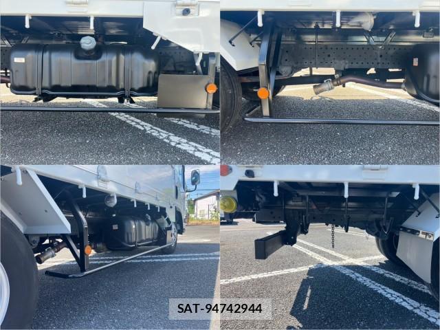 Isuzu ELF TRUCK 2017-10 8876947-15
