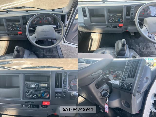 Isuzu ELF TRUCK 2017-10 8876947-16