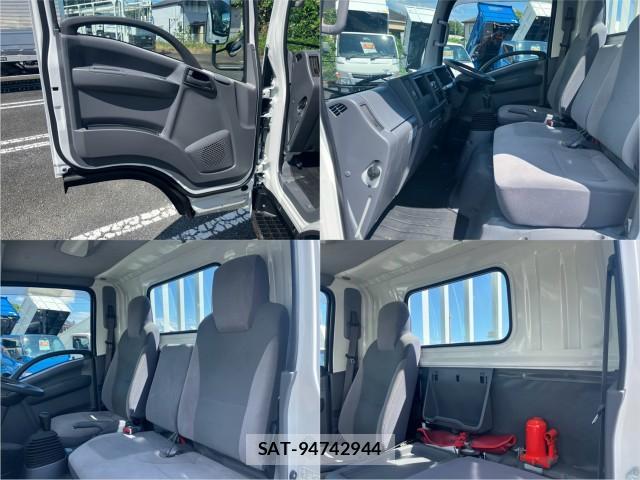 Isuzu ELF TRUCK 2017-10 8876947-17