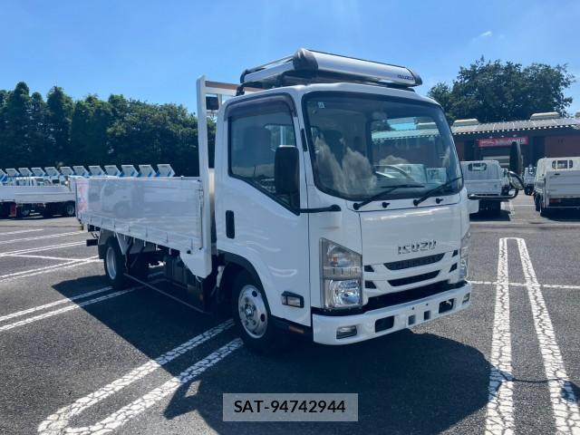 Isuzu ELF TRUCK 2017-10 8876947-2