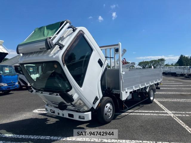 Isuzu ELF TRUCK 2017-10 8876947-8