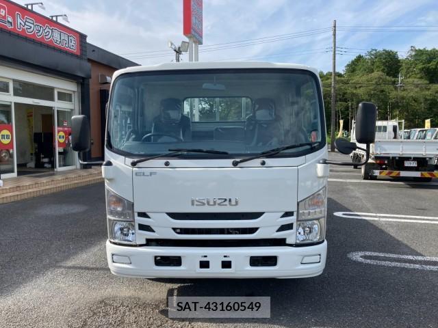 Isuzu ELF TRUCK 2019-08 8876963-1