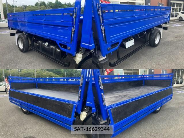 Isuzu ELF TRUCK 2017-09 8876972-6