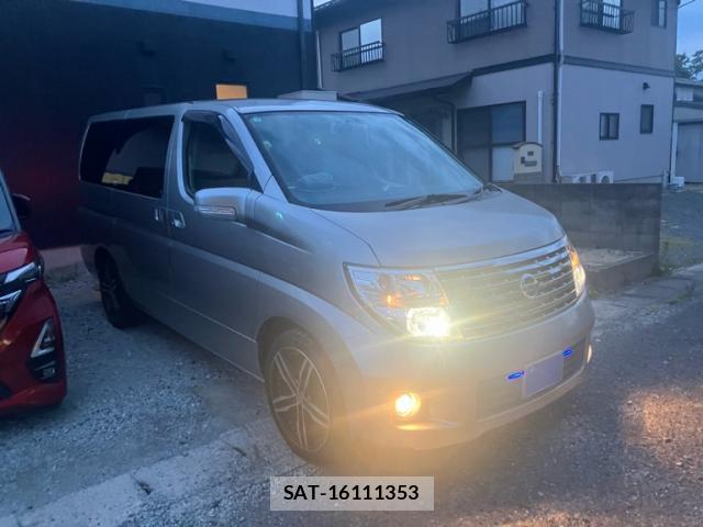 Nissan ELGRAND 2005-02 8876410-0