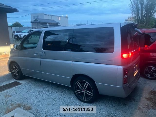 Nissan ELGRAND 2005-02 8876410-13