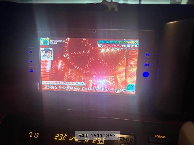 Nissan ELGRAND 2005-02 8876410-14