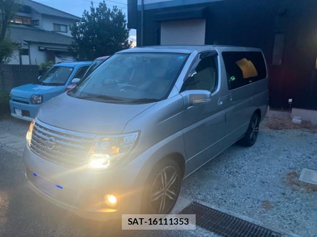 Nissan ELGRAND 2005-02 8876410-2