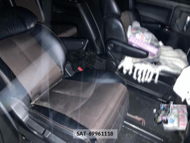 Nissan ELGRAND 2011-08 8876440-6