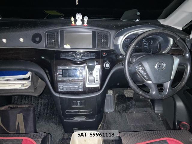 Nissan ELGRAND 2011-08 8876440-8