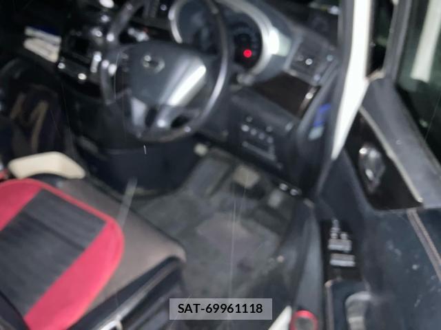 Nissan ELGRAND 2011-08 8876440-9