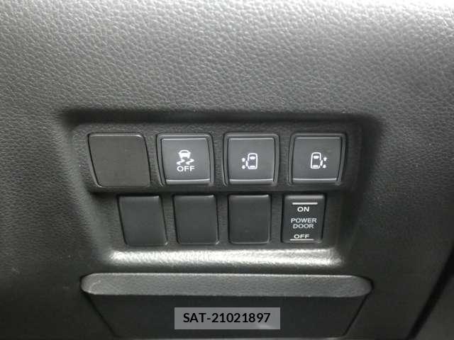 Nissan ELGRAND 2016-07 8876496-6