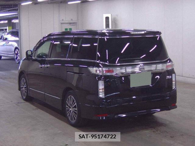 Nissan ELGRAND 2017-01 8877362-1