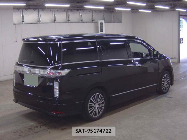 Nissan ELGRAND 2017-01 8877362-4