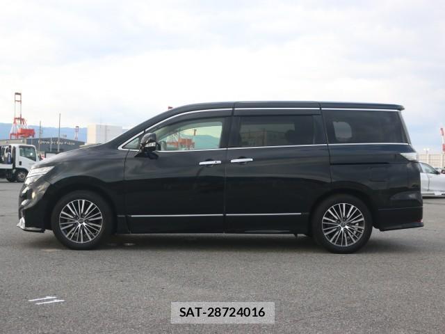 Nissan ELGRAND 2023-03 8877514-10