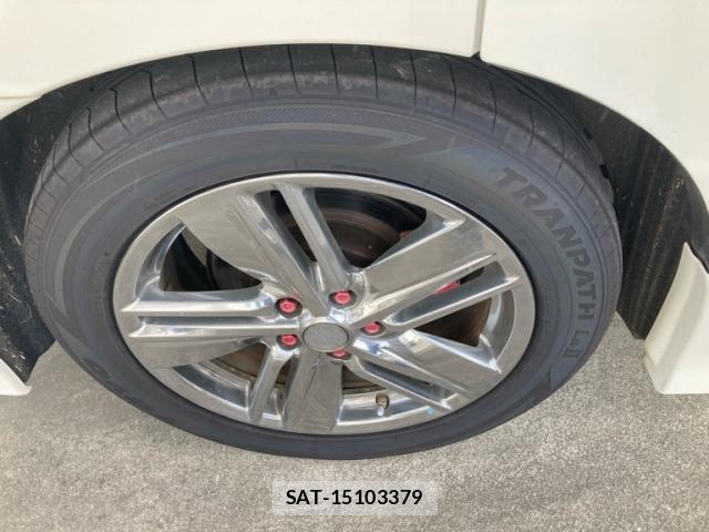 Nissan ELGRAND 2011-06 8877533-4