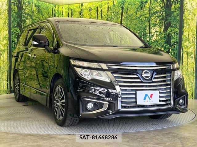 Nissan ELGRAND 2014-03 8877895-16