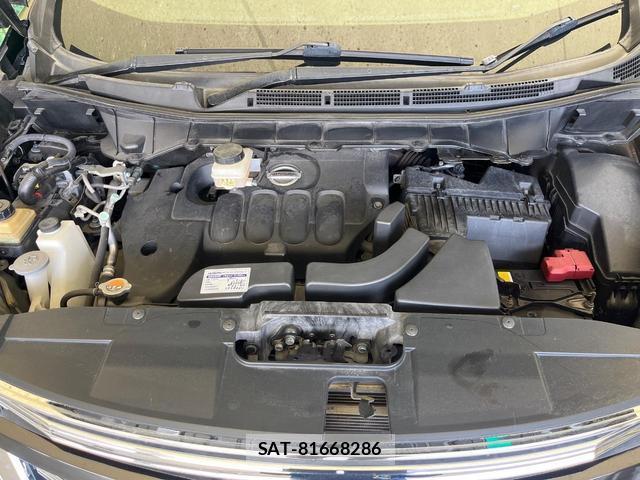 Nissan ELGRAND 2014-03 8877895-18