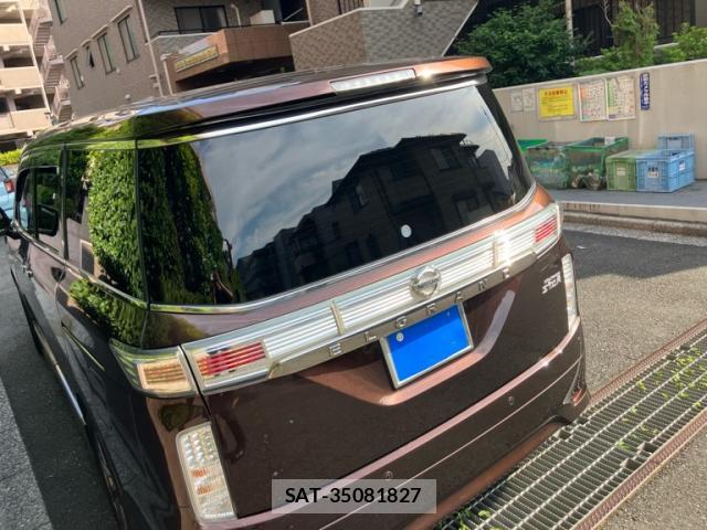 Nissan ELGRAND 2014-03 8877960-13