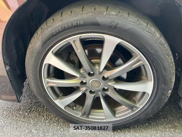 Nissan ELGRAND 2014-03 8877960-7