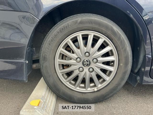 Toyota ESQUIRE 2015-01 8876038-13