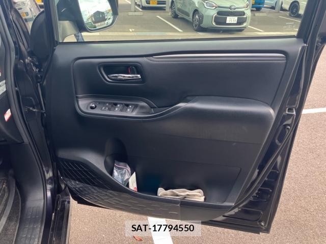 Toyota ESQUIRE 2015-01 8876038-7