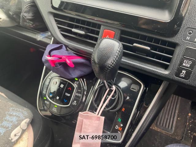 Toyota ESQUIRE 2015-09 8876246-11