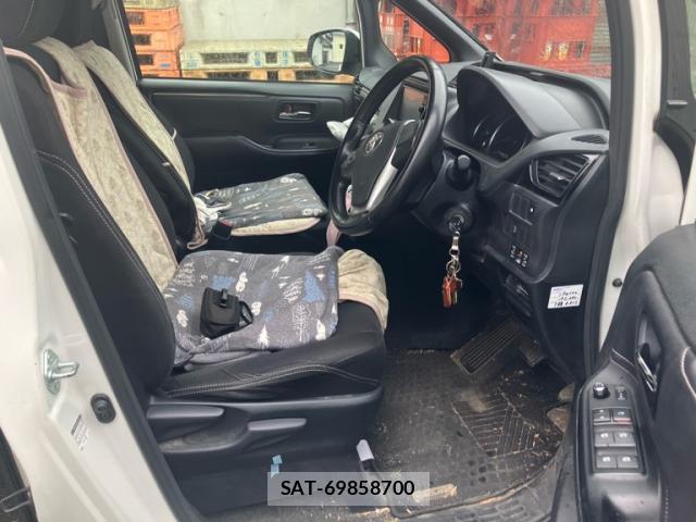 Toyota ESQUIRE 2015-09 8876246-6