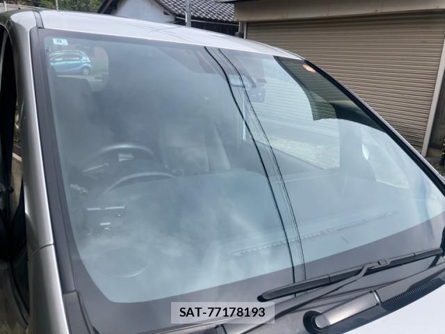 Toyota ESQUIRE 2021-02 8876350-7