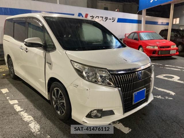 Toyota ESQUIRE 2015-04 8876523-1