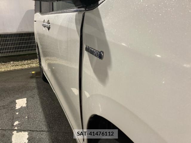 Toyota ESQUIRE 2015-04 8876523-12