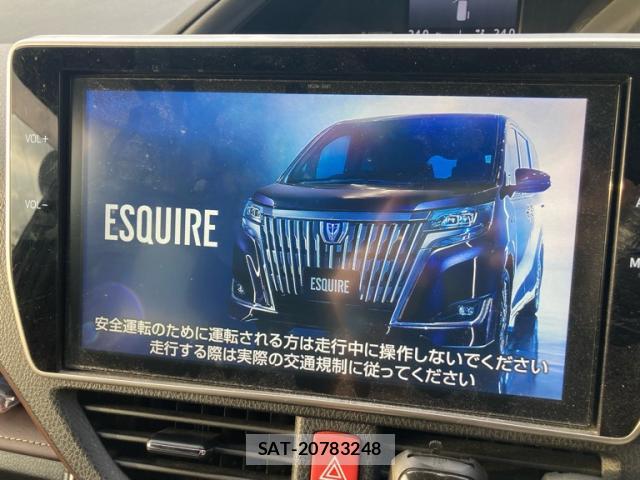 Toyota ESQUIRE 2017-12 8876770-10