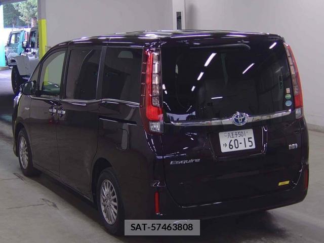 Toyota ESQUIRE 2015-01 8877766-1