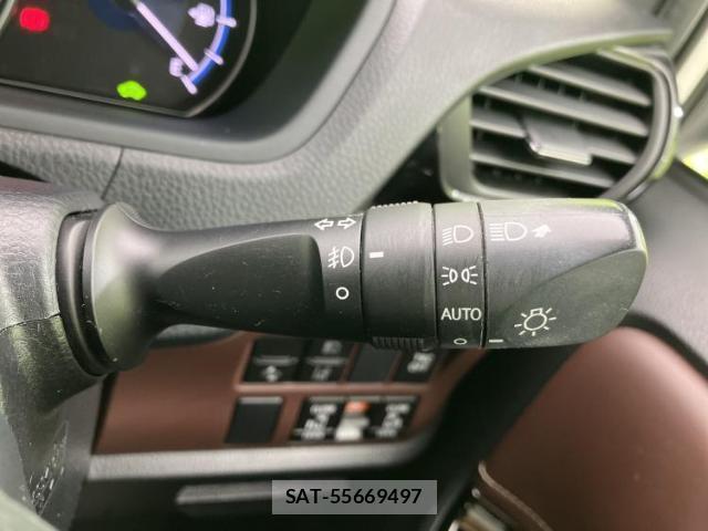 Toyota ESQUIRE 2019-10 8878251-15