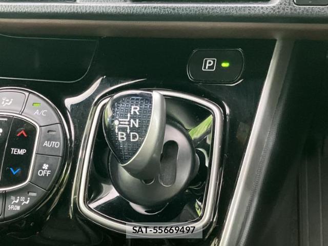 Toyota ESQUIRE 2019-10 8878251-16