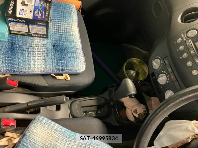 Daihatsu ESSE 2010-06 8876327-14
