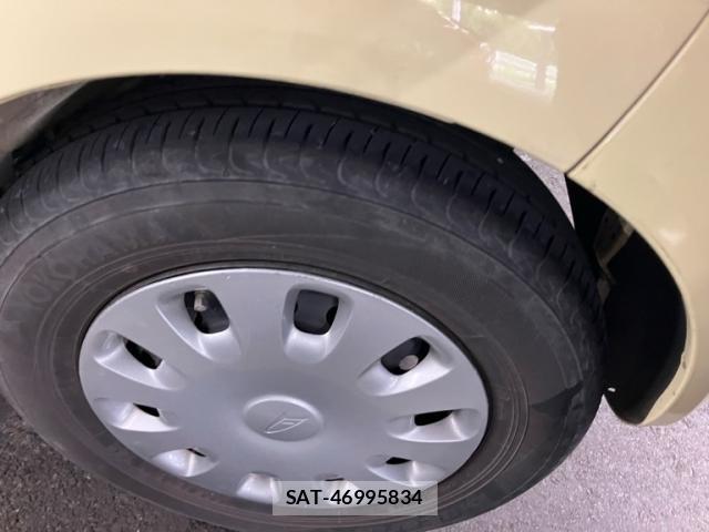 Daihatsu ESSE 2010-06 8876327-6