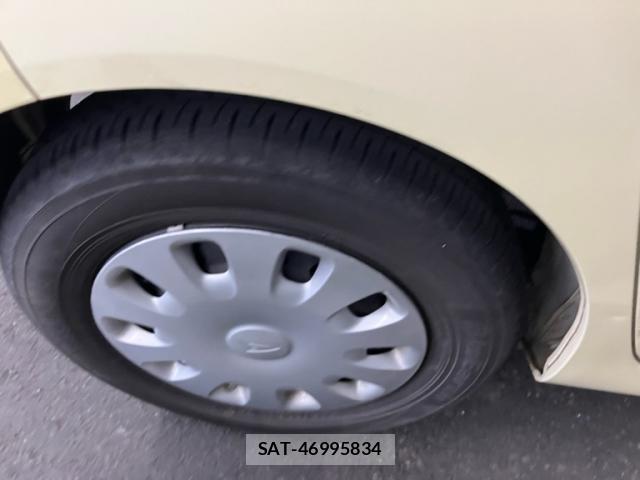 Daihatsu ESSE 2010-06 8876327-7