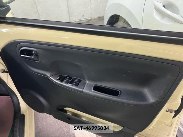 Daihatsu ESSE 2010-06 8876327-8