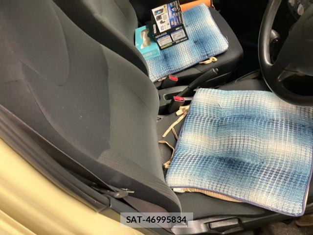 Daihatsu ESSE 2010-06 8876327-9