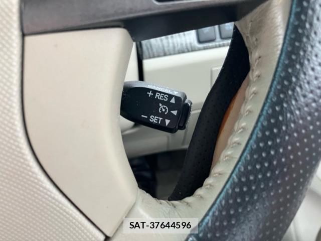 Toyota ESTIMA HYBRID 2010-11 8876420-17