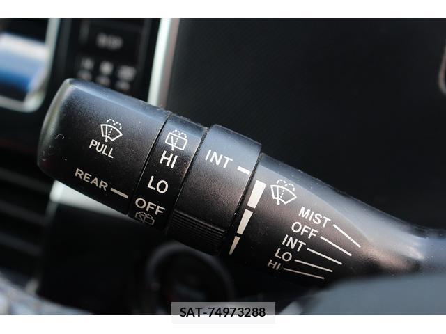 Toyota ESTIMA 2013-11 8877317-16