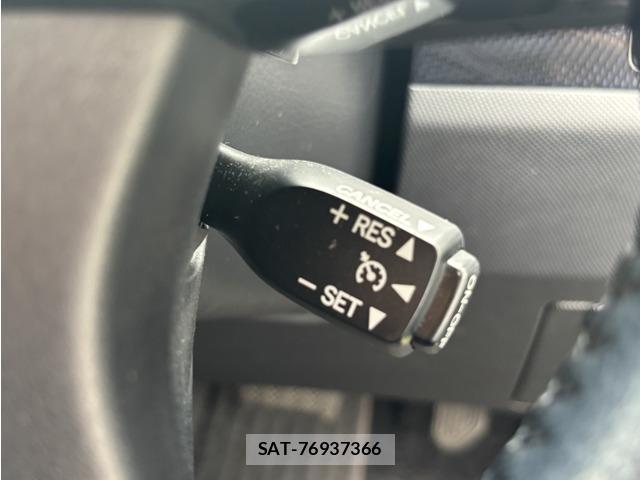 Toyota ESTIMA 2013-09 8877996-7
