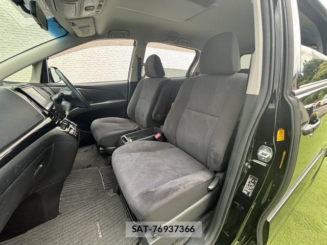 Toyota ESTIMA 2013-09 8877996-9