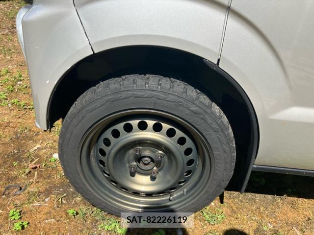 Suzuki EVERY 2006-11 8875983-5