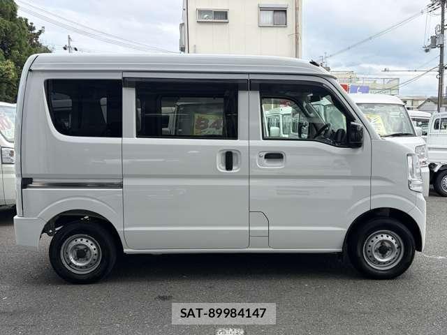 Suzuki EVERY 2022-08 8877037-11