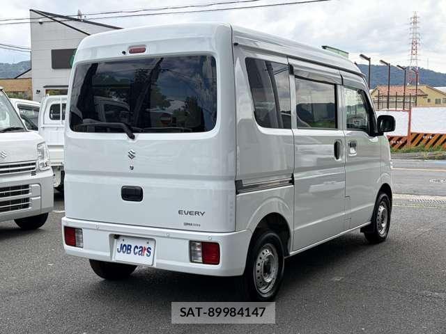 Suzuki EVERY 2022-08 8877037-12