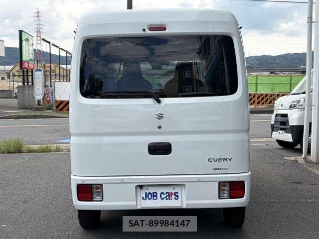 Suzuki EVERY 2022-08 8877037-13