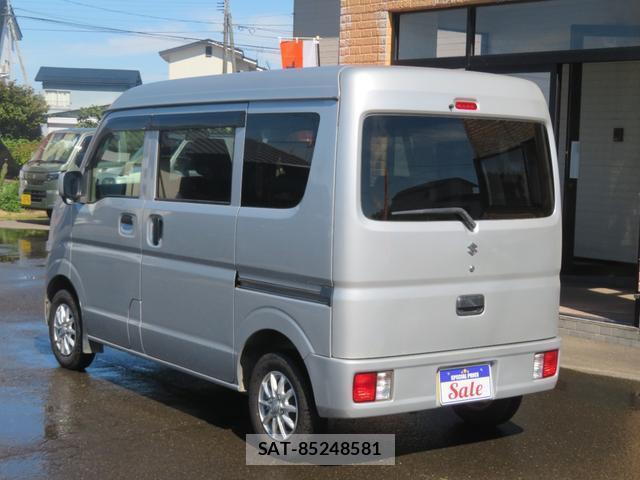 Suzuki EVERY 2017-05 8875869-4