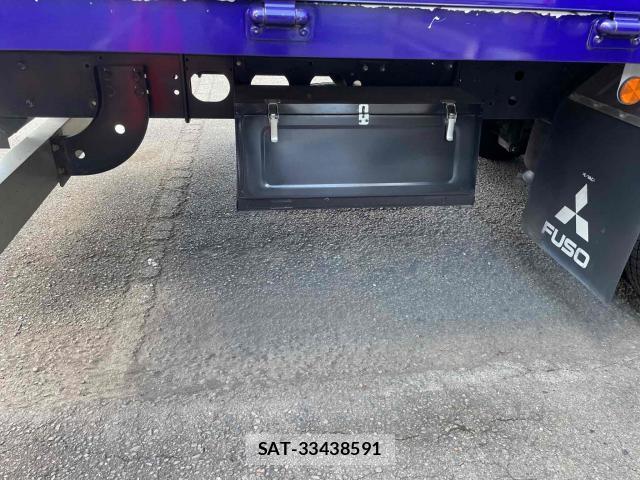 MITSUBISHI FUSO Fighter 2020-04 8876729-7